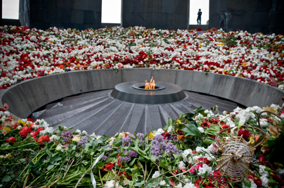 Ցեղասպանութեան բանավէճեր